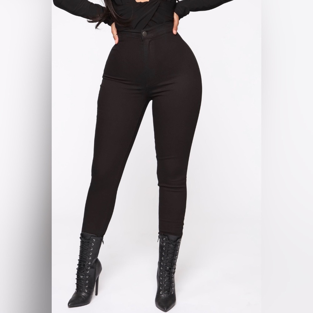 Super High Waist Denim Skinnies - SIZE 7